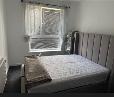 Room in a Shared House, Ellis Drive, EH14 - Photo 4