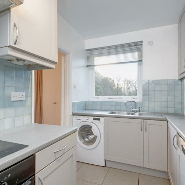 3 Bedroom Flat To Let - Photo 1