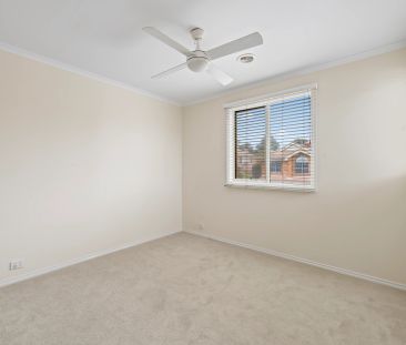 Low Maintenance Family Home in Quiet Estate - Photo 3