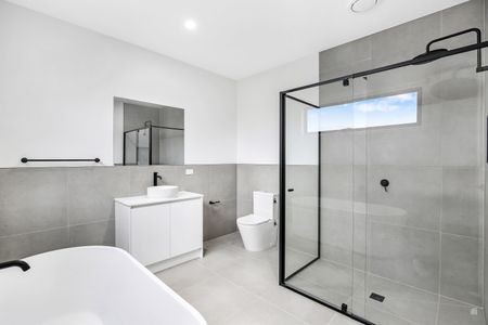 3/66 Ward Street, Glenroy VIC 3046 - Townhouse For Rent | Domain - Photo 4