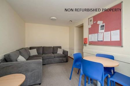 5 bedroom flat share to rent - Photo 2