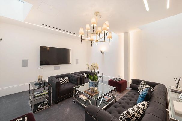 5 bedroom terraced house to rent - Photo 1