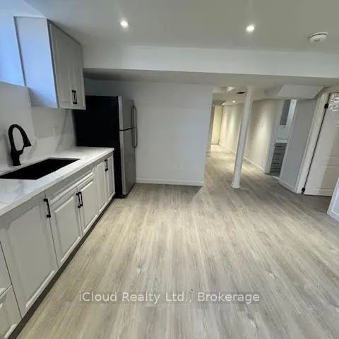 28 Tianalee Crescent #Basement - Photo 1