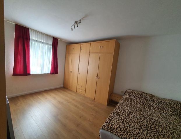 Renovierte 2-Zimmer-Wohnung mit EBK in Duisburg Buchholz - Foto 1