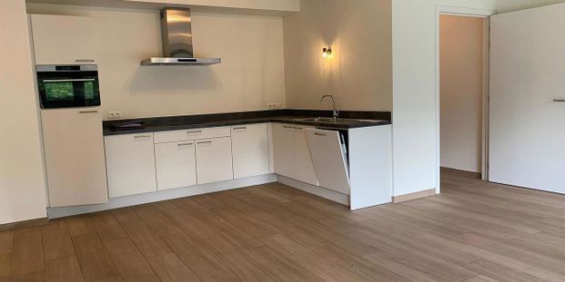 Serviceflat te huur in Hoogstraten voor € 804 met 1 slaapkamer - Foto 1
