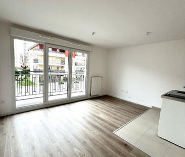 Location Appartement 1 pièce 24m² GAGNY 93220 - Photo 1