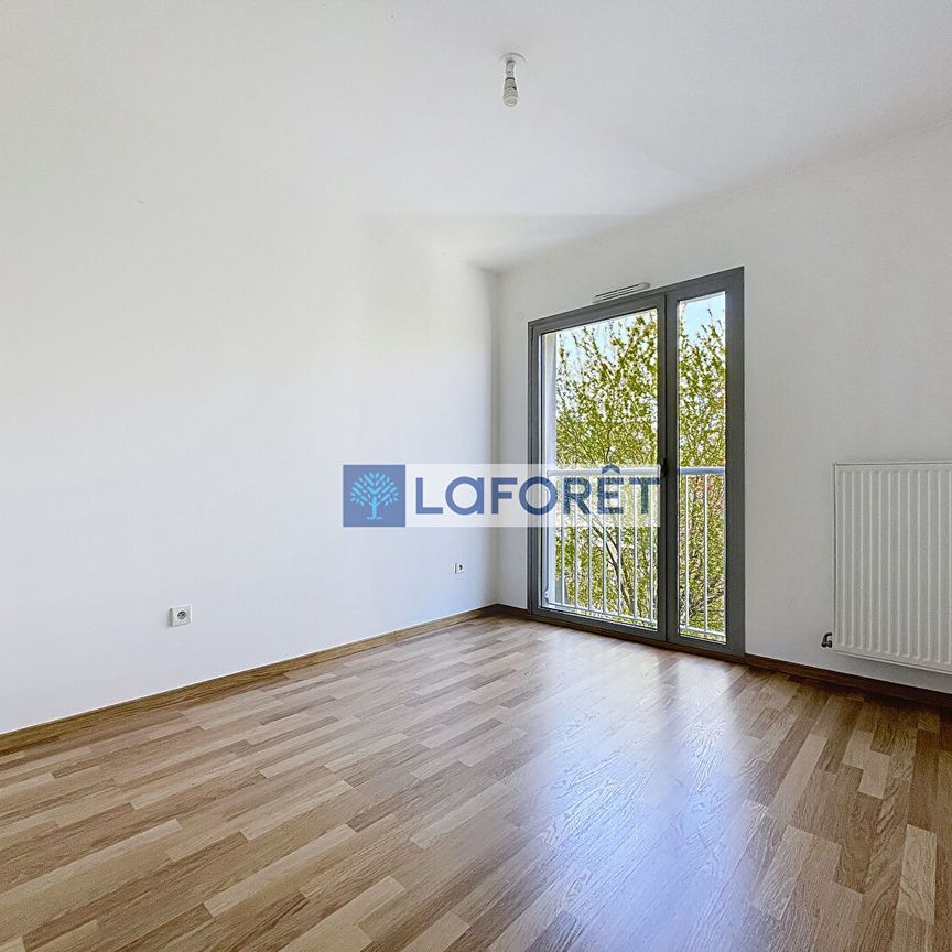 Apartment - Photo 1