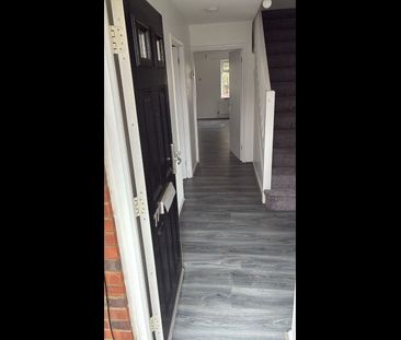 2 Bed Detached House, Croydon, CR0 - Photo 3
