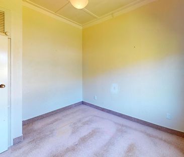 Westmere - 3 Bedrooms - Photo 5