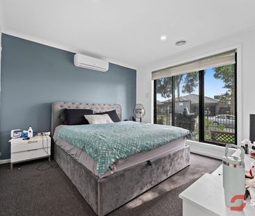 Modern Family home in the heart of Tarneit - Photo 5