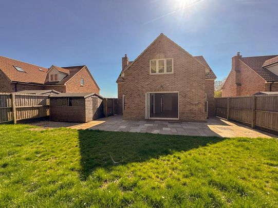 3 bedroom detached house to rent - Photo 1