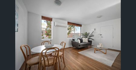 Easy living in leafy Hawthorn - Photo 5