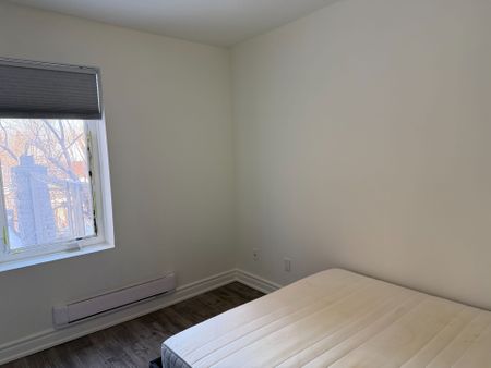 For Lease - 450 Bathurst Street Unit# 3, Toronto, Ontario - Photo 3