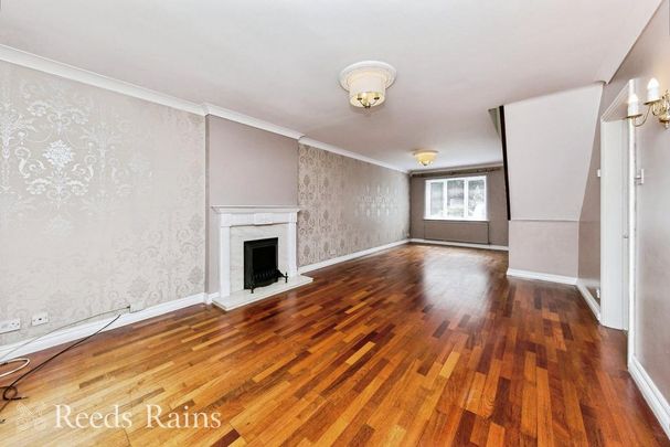 4 bedroom detached house to rent - Photo 1