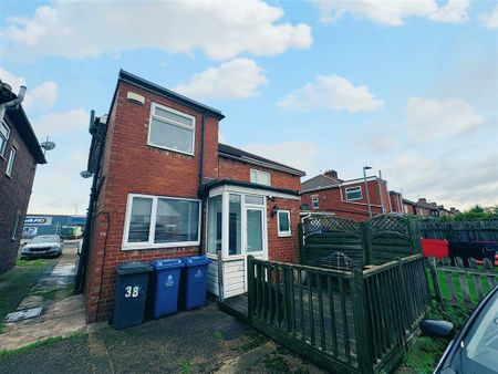 Wheatley Hall Road, DONCASTER - Photo 2