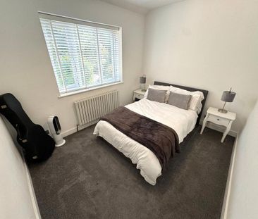 3 bedroom semi-detached house to rent - Photo 4