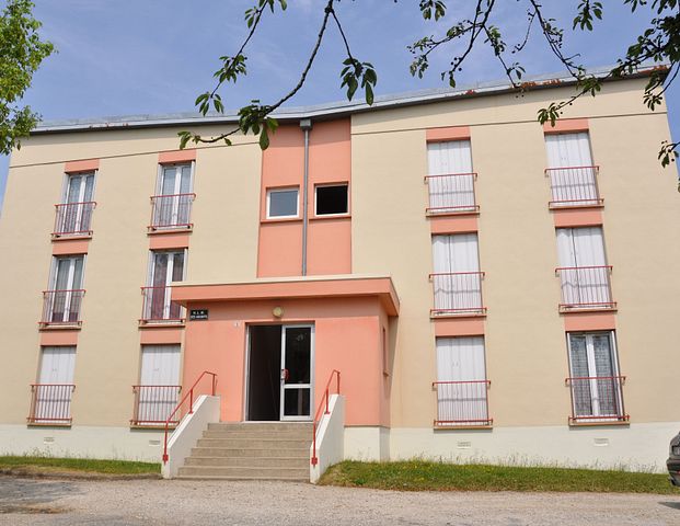 La Ferrière aux Étangs , Appartement - T3 - 65.00m² - Photo 1