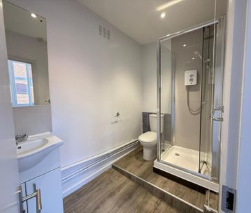2 bedroom apartment to rent - Photo 6