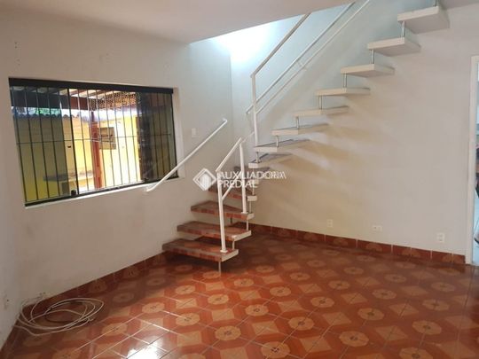 Sobrado com 3 quartos e 113m² para alugar em Campestre, Santo André. - Photo 1
