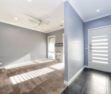 43A Earl Street, Airport West VIC 3042 - Photo 2