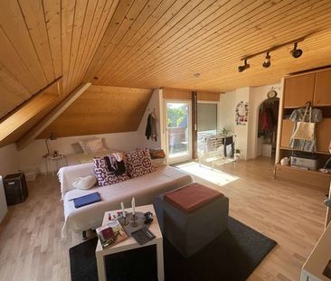 Kleine Wohnung mit schönem Süd-Balkon - Foto 1