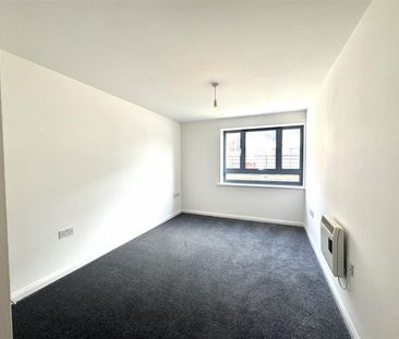 1 Bedroom Apartment To Let - Photo 2