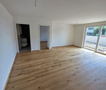 Neubauwohnung in Grüt (Gossau ZH) zu vermieten mit eigenem Hauszuga... - Foto 1