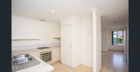 GREAT VALUE 3x2x2 SECURE HOME - Photo 2