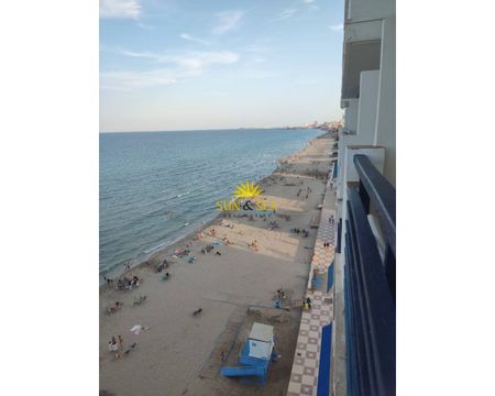 3 BEDROOM APARTMENT IN LA MANGA DEL MAR MENOR - Photo 4