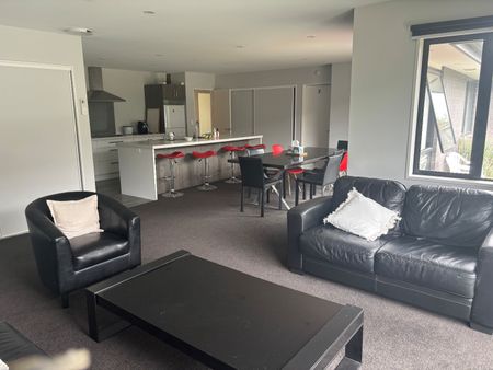 9 Carrington Close, Lincoln - Photo 2