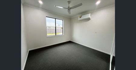 BRAND NEW EXECUTIVE HOME - Photo 2