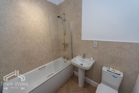 1 bedroom flat to rent - Photo 2