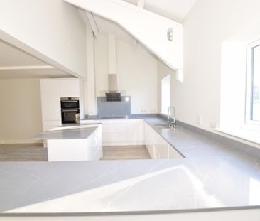 4 bedroom terraced house to rent - Photo 4