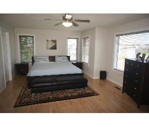 3 Bedroom Den 3 Bath Home North Edmonton - Photo 1