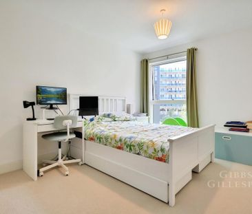3 bedroom flat to rent - Photo 2