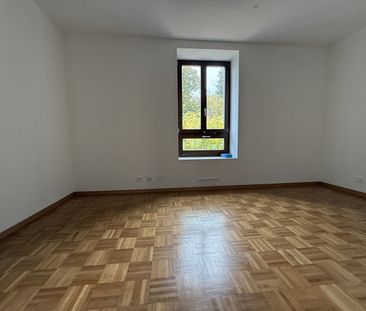 Charming semi-detached house ideally located in Versoix - Photo 1