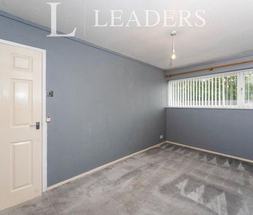 3 bedroom house to rent Hillbeck Crescent, Ashton-in-Makerfield, Wi... - Photo 4