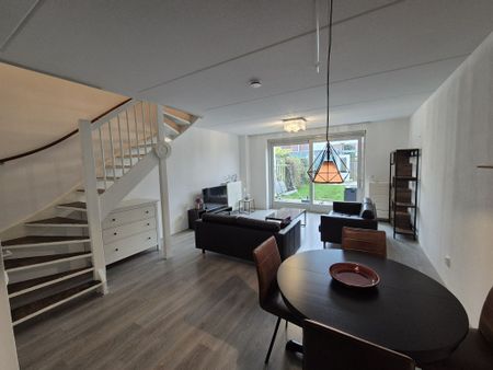 Te huur: Huis Lokistraat in Almere - Foto 2