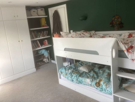 4 Bed Terraced House, Claribel Road, SW9 - Photo 2