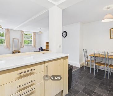 2 bedroom apartment to rent - Photo 2