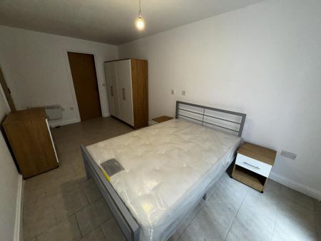 2 bedroom apartment to rent - Photo 5