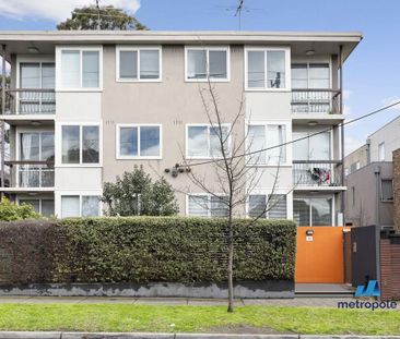 6/23 Kooyong Road, ARMADALE, VIC - Photo 3