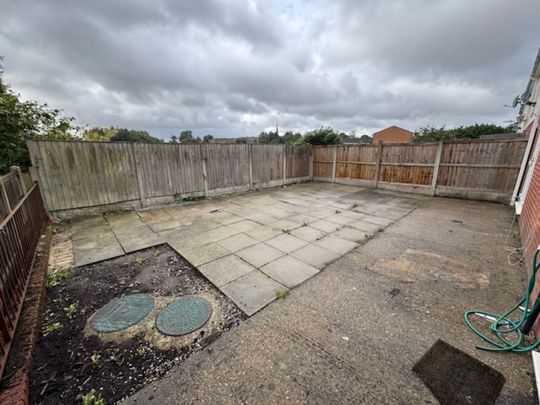 2 Bedroom Town House - Photo 1