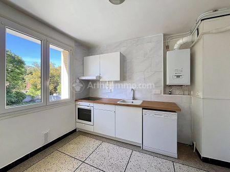 Location Appartement 3 pièces 60m² VEYRE MONTON 63960 - Photo 2
