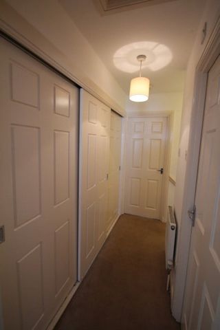 2 Bed Terraced House, Church Walk, N16 - Photo 2