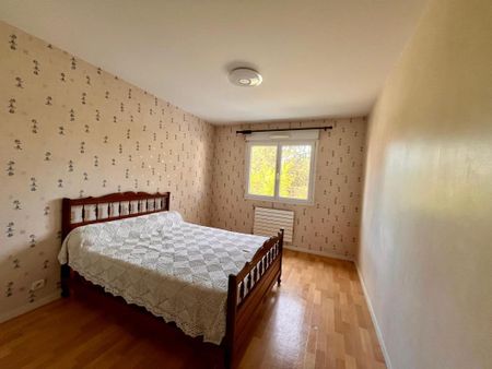 Location Appartement 5 pièces Meublé 129m² ANNECY LE VIEUX 74940 - Photo 2