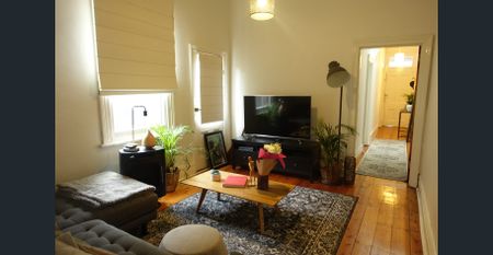 Period character and modern comfort. HOUSE WILL BE PAINTED INTERNALLY PRIOR TO NEW LEASE. - Photo 2