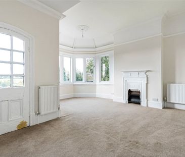 A five bedroom detached property situated within the Village of Ber... - Photo 5