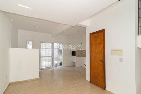Casa com 3 quartos e 108m² para alugar em Campo Novo, Porto Alegre. - Photo 2