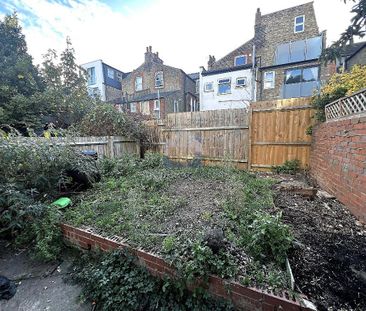 2 Bedroom Terraced To Rent - Photo 2